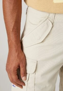 Wrangler Casey Cargo Short - Shorts - Peyote Beige -Wrangler c2993df8f2044f5884b11ccce1cbad41