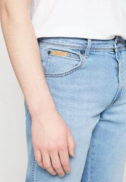 Wrangler Texas - Straight Leg Jeans - The Gringo -Wrangler c9295ae9db1f42a3bb71e61a145ad9aa