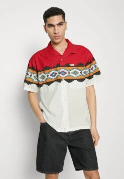 Wrangler Resort - Overhemd - Worn White -Wrangler cc0114c0bdf84772b440ab2d180364f0