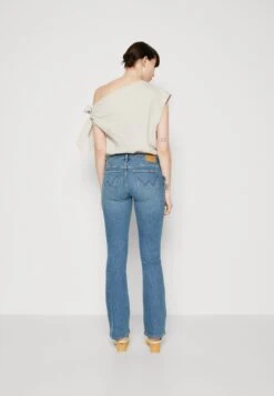 Wrangler Bootcut Jeans - Citrine -Wrangler d7c7becd8fb94b568604ddd1b1122dfa