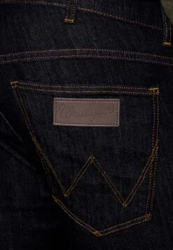 Wrangler Larston - Slim Fit Jeans - Dark Rinse -Wrangler da39e834d0624a2d8a76c96816fb0dea