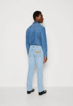 Wrangler Greensboro - Straight Leg Jeans - Blue Waves -Wrangler df83b79c097845e79d139ca9a8c76ba4