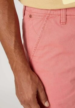 Wrangler Casey Jones- Shorts - Rot -Wrangler e156f502d1614abc8488e16f5c53dc94