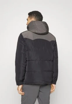 Wrangler Puffer Jacket - Winterjas - Black -Wrangler e437ea0b1943442dbd17e6cf3a2c8bf7