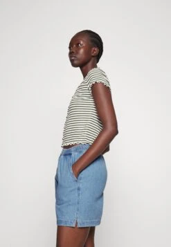 Wrangler Boxer - Jeansshort - Light Stonewash 15 Wrangler Boxer - Jeansshort - Light Stonewash -Wrangler e58e276001fc4eebb45a1be97db4584e