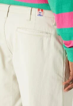 Wrangler Casey Jones- Chino - Peyote Beige -Wrangler e953aa38d6674afca3b7a0d0852da9ae