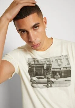 Wrangler Graphic Tee - T-Shirt Print - Vanilla Ice -Wrangler ef97aef2c3064d6b8322d177656de08f