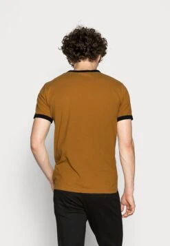 Wrangler Ringer Tee - T-Shirt Basic - Golden Brown -Wrangler f1fedd21e5f64369902423743b9eba7f