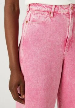 Wrangler Barrel - Flared Jeans - Icepop -Wrangler f70a32feb0f445d28774b89546cc0575